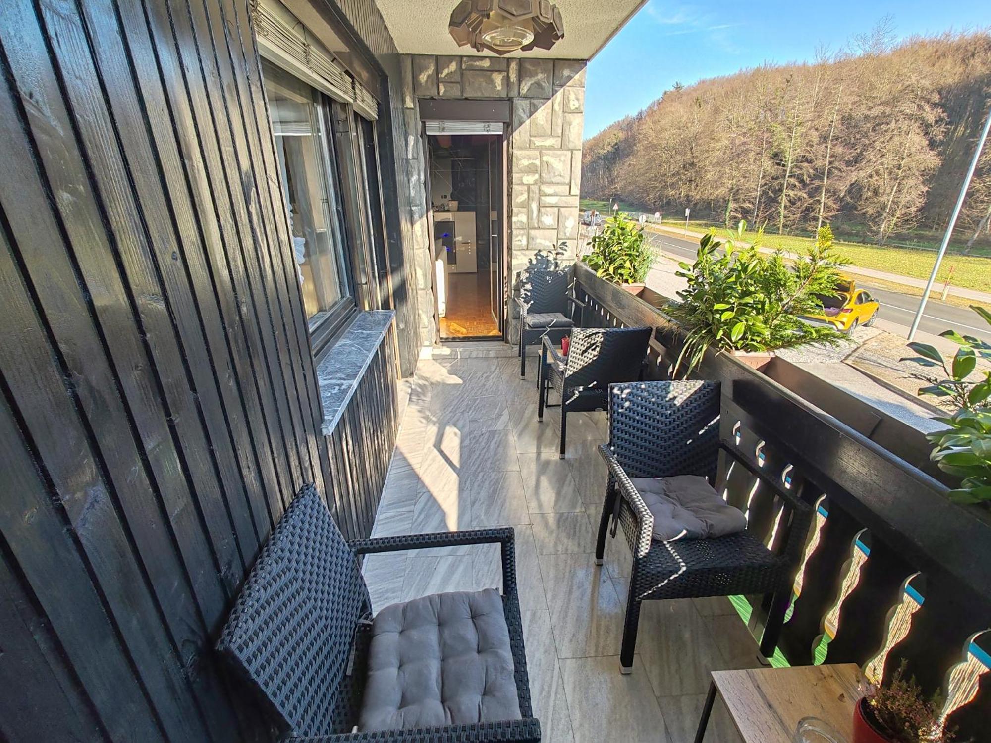 Apartment Preseren Smarjeske Toplice Buitenkant foto
